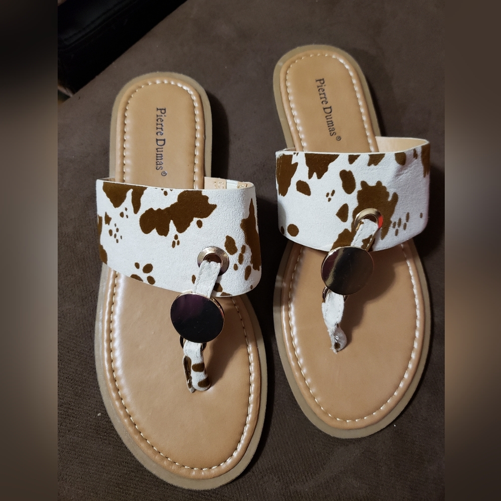 1 pair new sandals